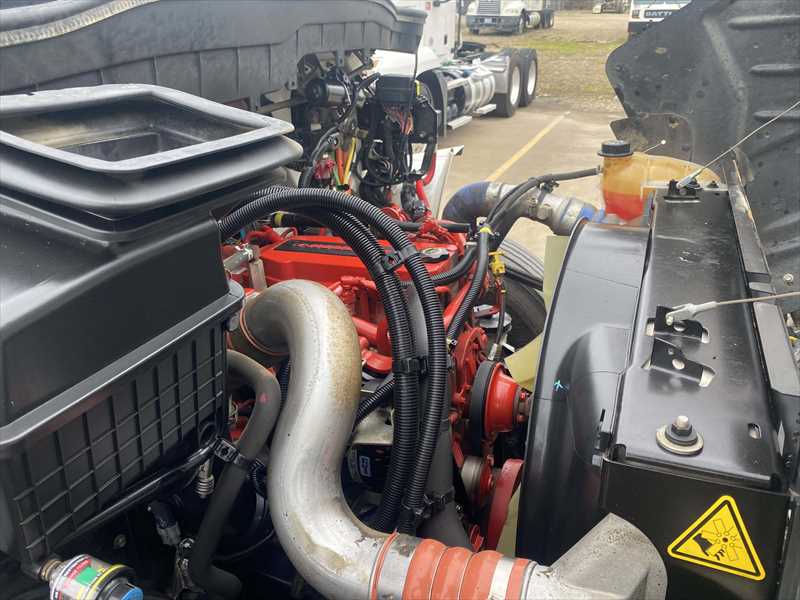 2020 International  MV607
