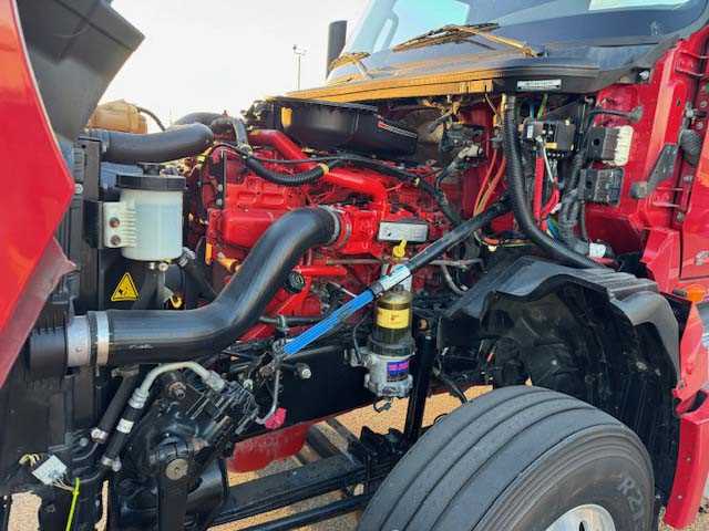 2021 International  LT625