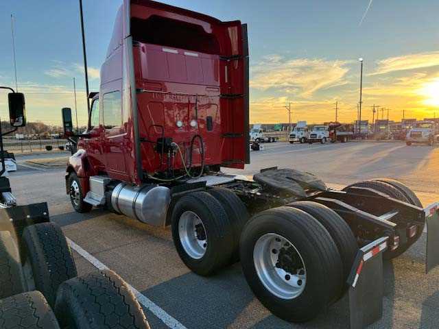 2021 International  LT625