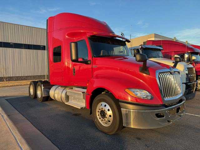 2021 International  LT625