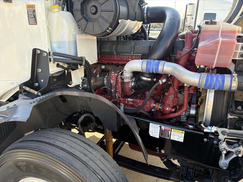 2020 Mack  AN64T