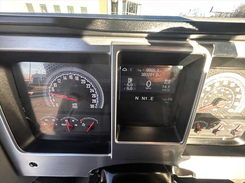 2020 Mack  PI64T
