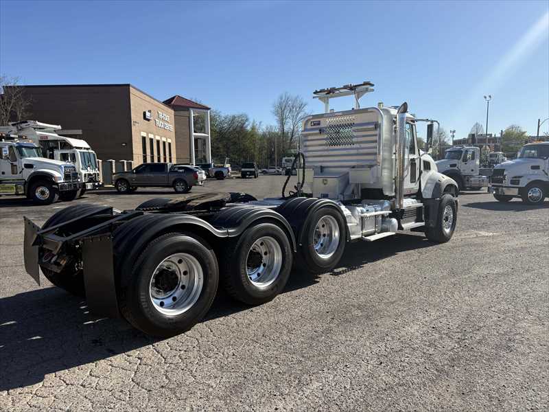 2019 Mack Granite - image 5