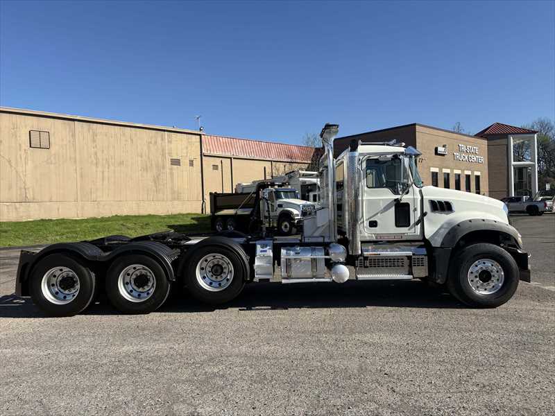 2019 Mack  GR64FT