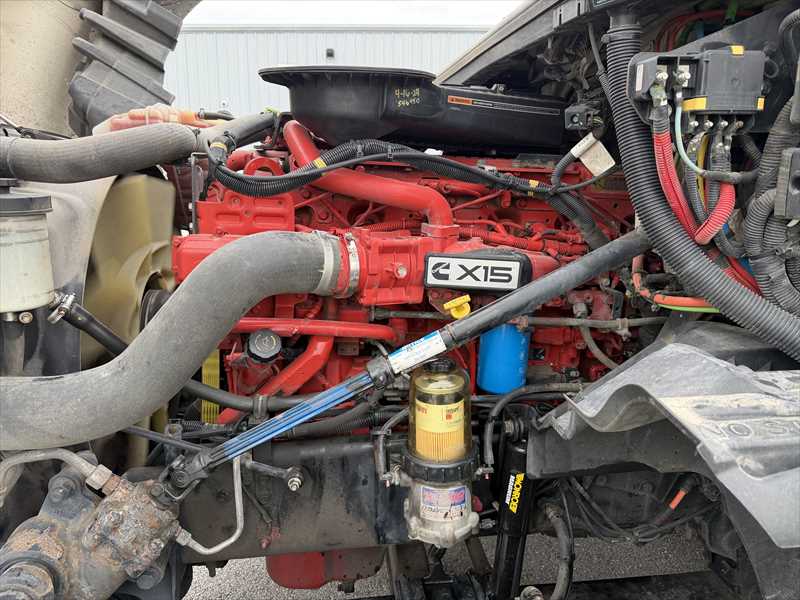 2021 International  LT625