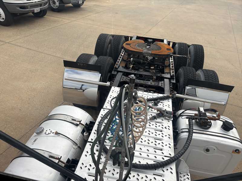 2021 Mack Pinnacle - image 4