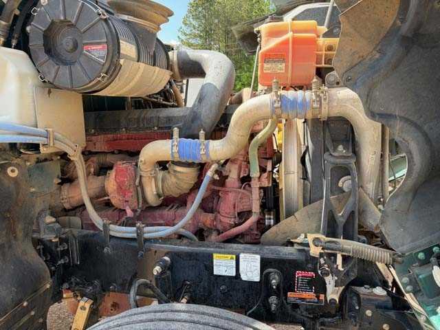 2025 Mack Pinnacle - image 10