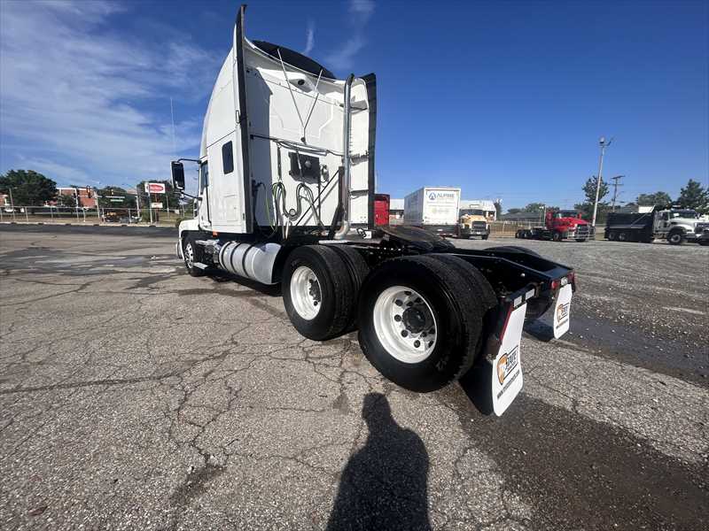 2021 Mack Anthem in Memphis, TN — photo 3