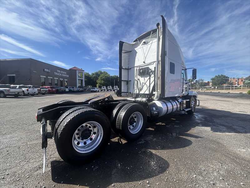 2021 Mack Anthem in Memphis, TN — photo 5
