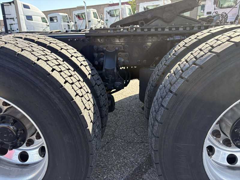 2024 Mack Anthem in Memphis, TN — photo 3