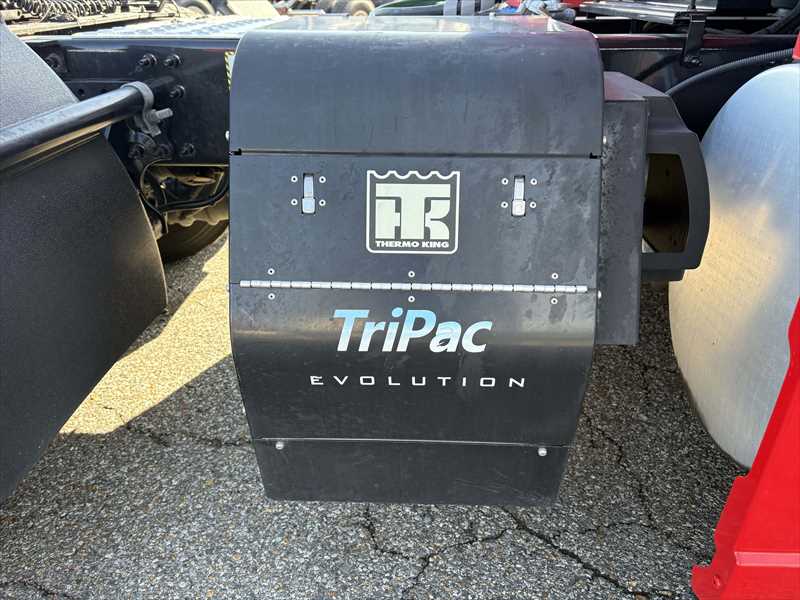 2024 Mack Anthem in Memphis, TN — photo 7