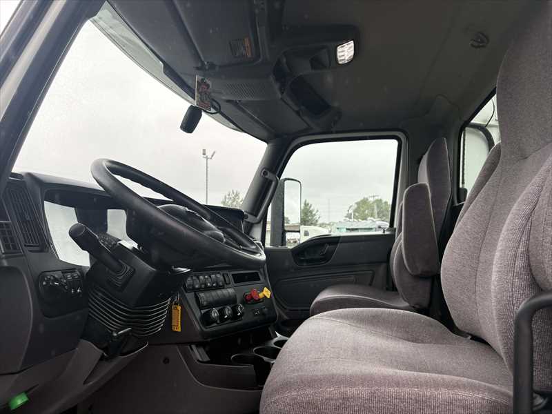 2024 International  LT625