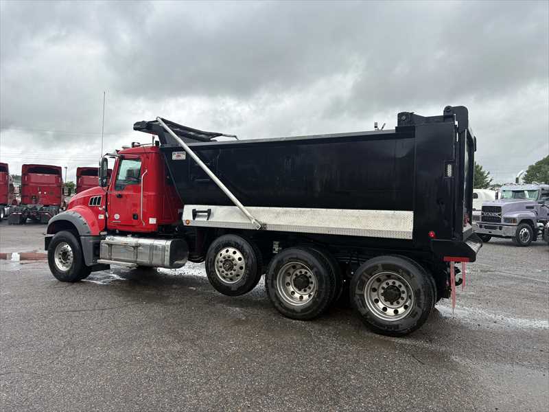 2021 Mack Granite in Memphis, TN — photo 3