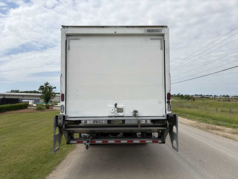 2017 International 4300 in Memphis, TN — photo 4
