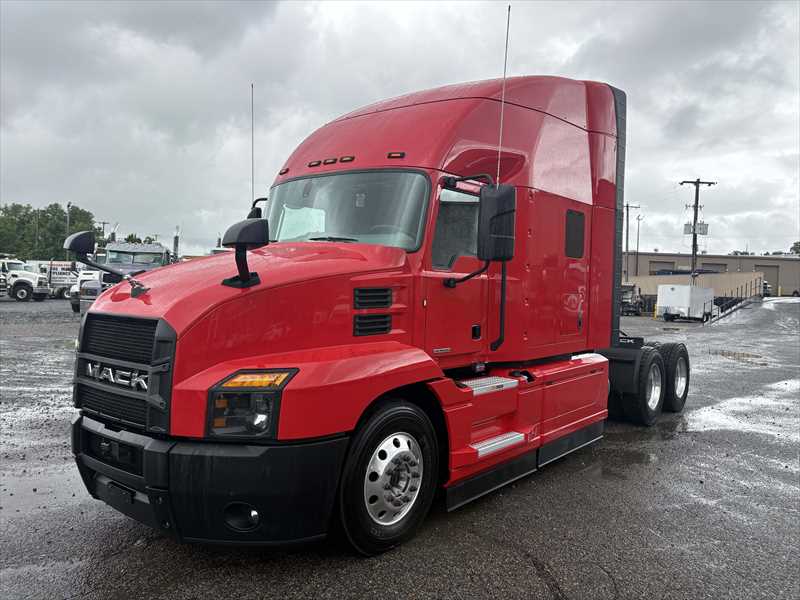 2024 Mack  AN64T