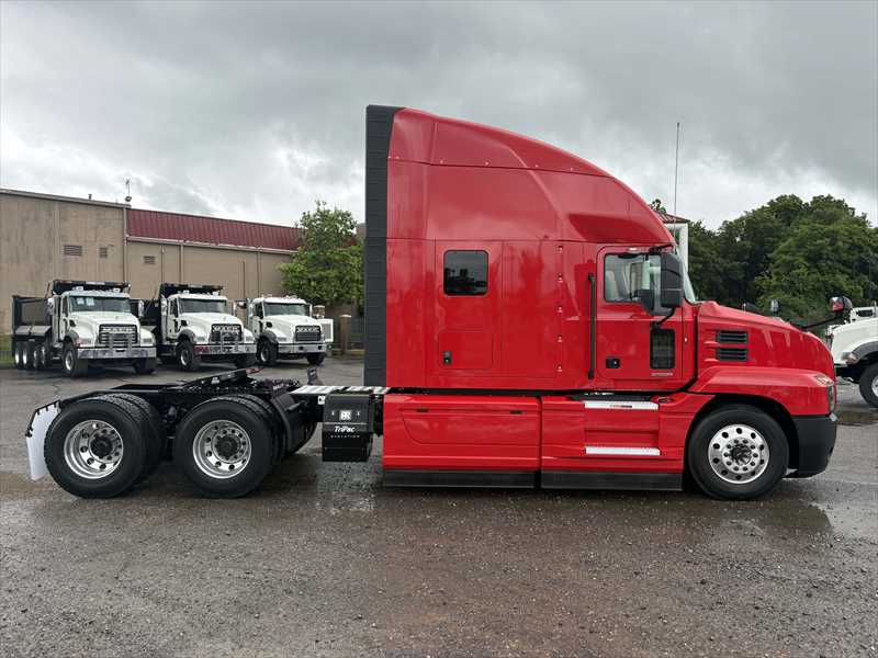 2024 Mack  AN64T