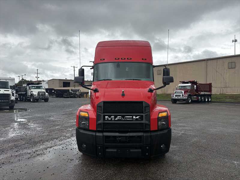 2024 Mack  AN64T