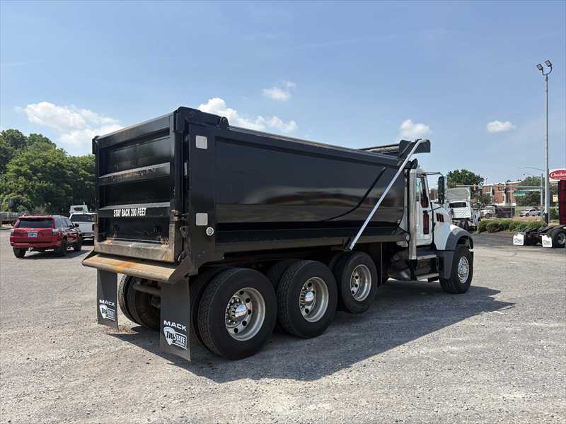 2024 Mack Granite in Memphis, TN — photo 5