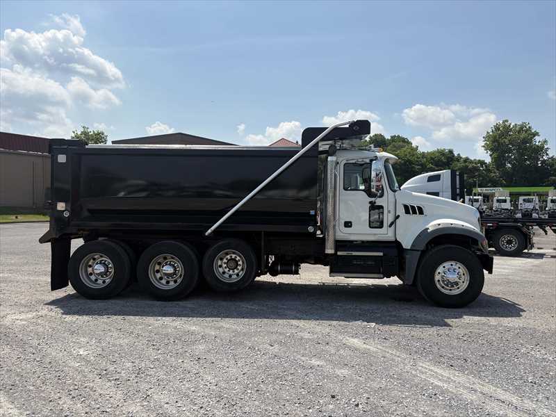 2024 Mack Granite in Memphis, TN — photo 6