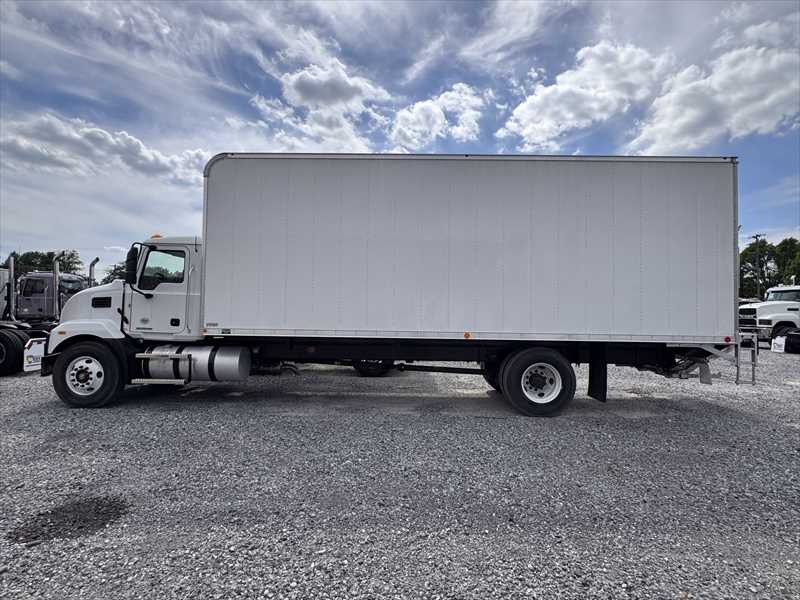 2026 Mack  MD642