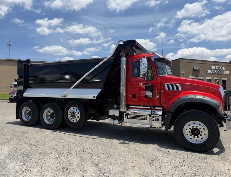 2021 Mack Granite in Memphis, TN — photo 4