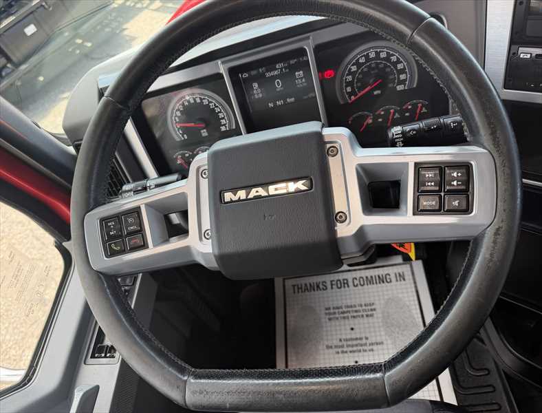 2021 Mack Granite in Memphis, TN — photo 6