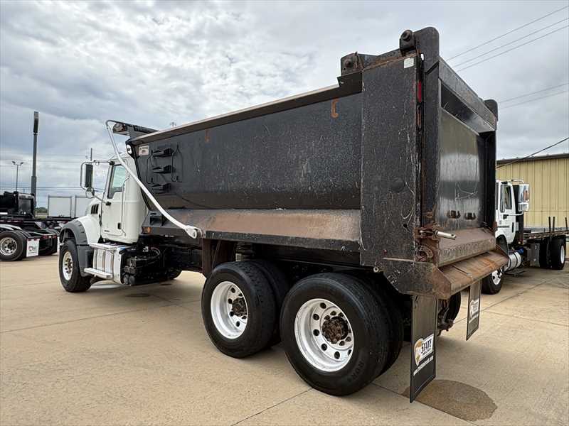 2019 Mack Granite in Jackson, MS — photo 4