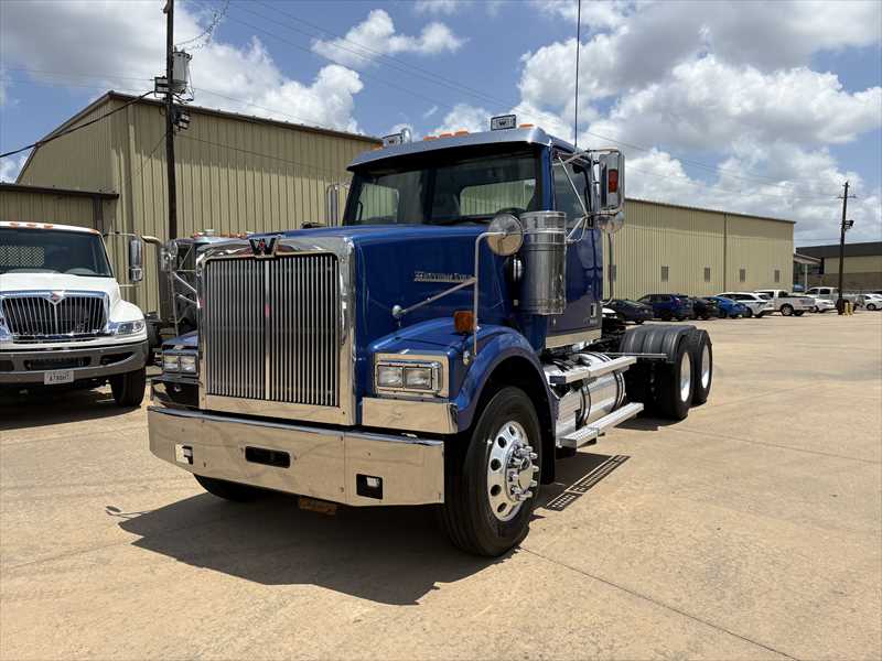 2016 Western Star  4900FA