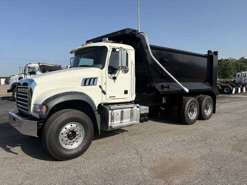 2019 Mack  GR64F
