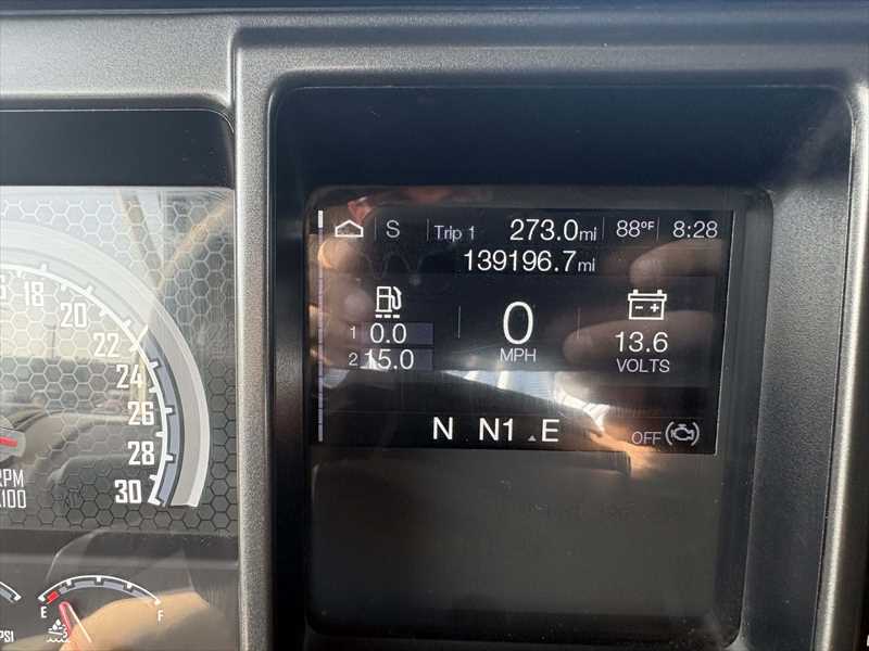 2019 Mack  GR64F