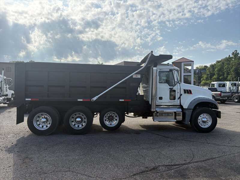 2018 Mack Granite in Memphis, TN — photo 5