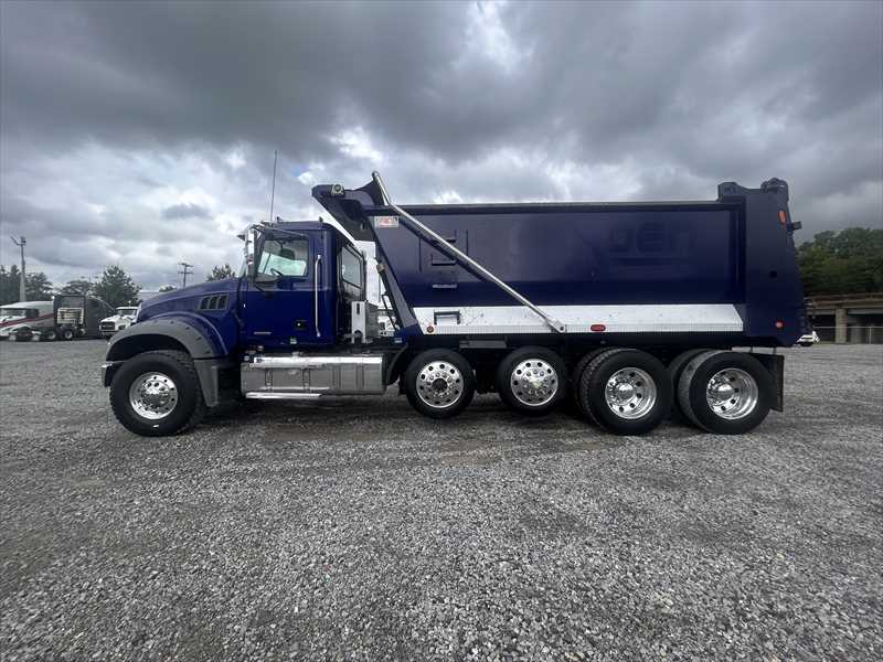 2024 Mack in Memphis, TN — photo 2