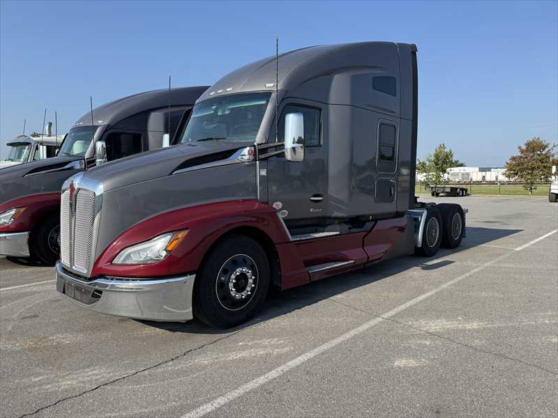 2025 Kenworth  T680