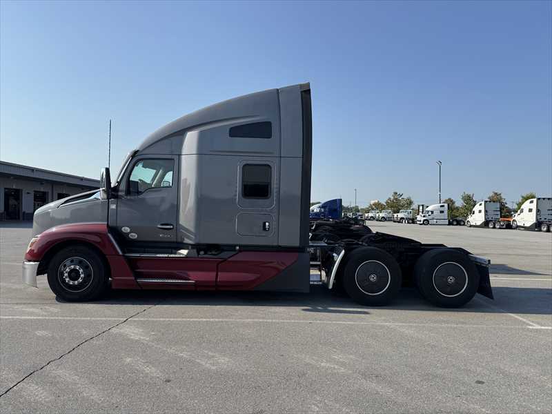 2025 Kenworth  T680