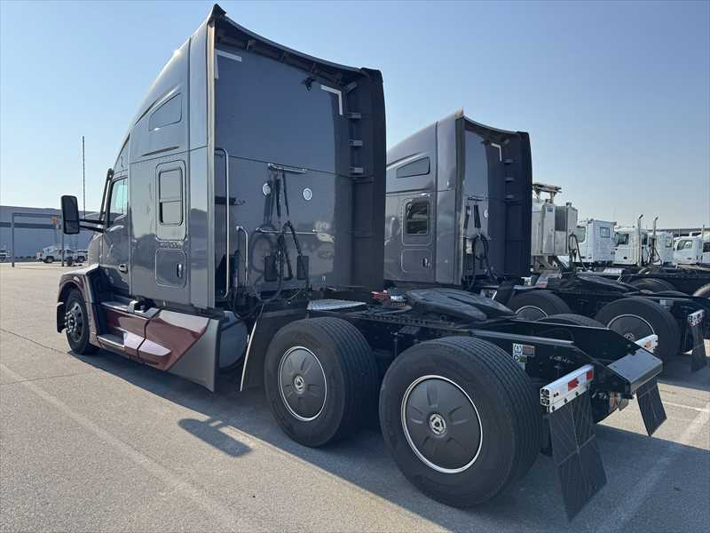 2025 Kenworth  T680