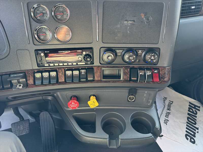 2025 Kenworth  T680