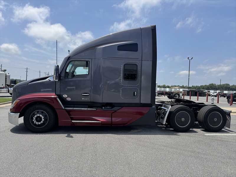 2025 Kenworth  T680