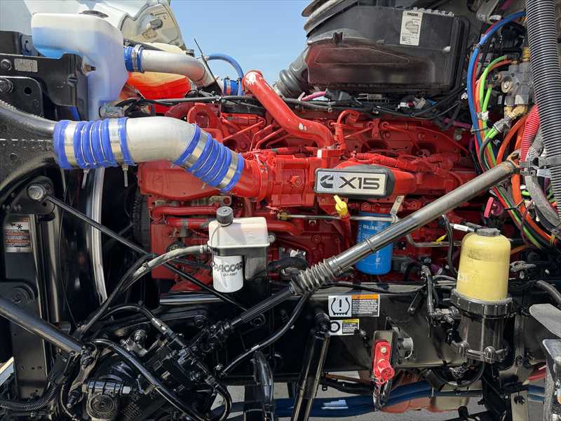 2025 Peterbilt  567