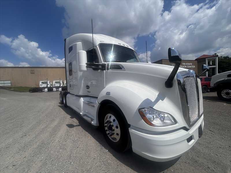 2022 Kenworth T680 in Memphis, TN — photo 7