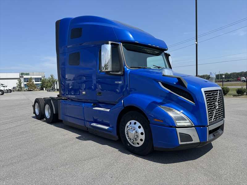 2020 Volvo VNL 760 in Little Rock, AR — photo 6