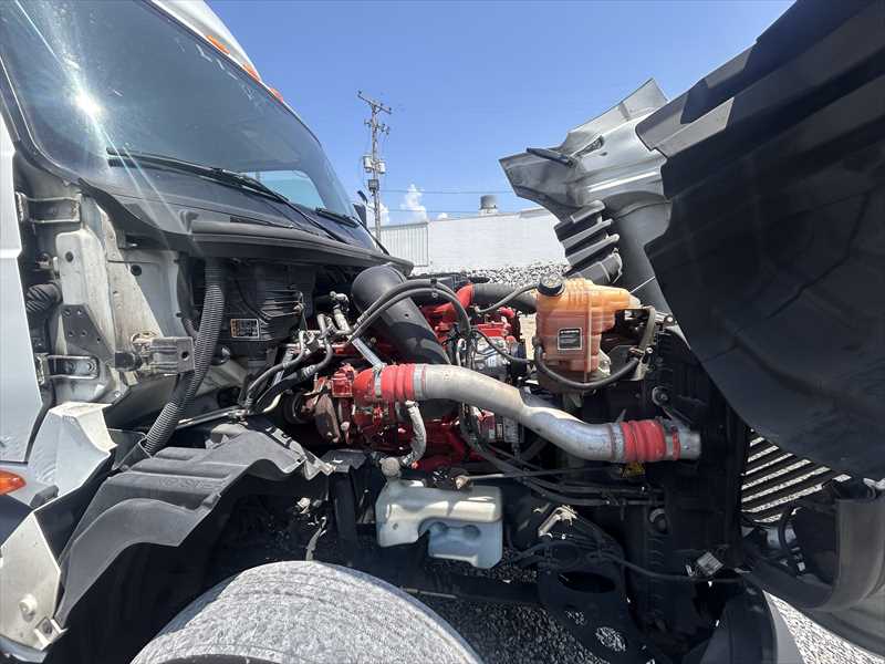 2021 International  LT625