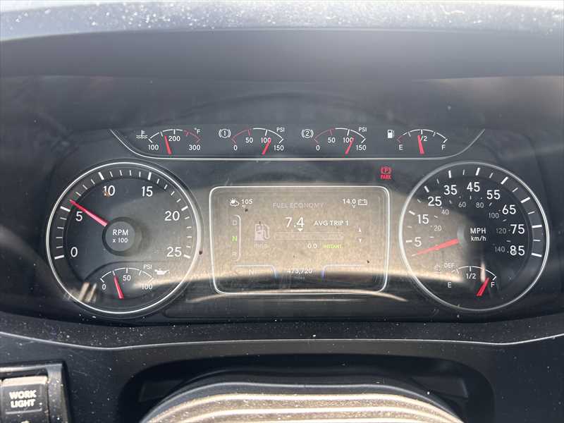 2021 International  LT625