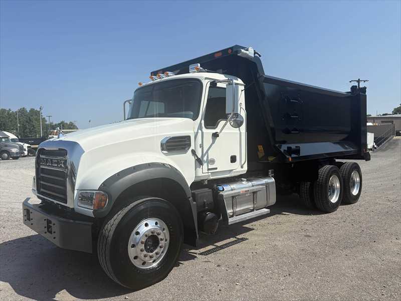 2025 Mack  GR64F