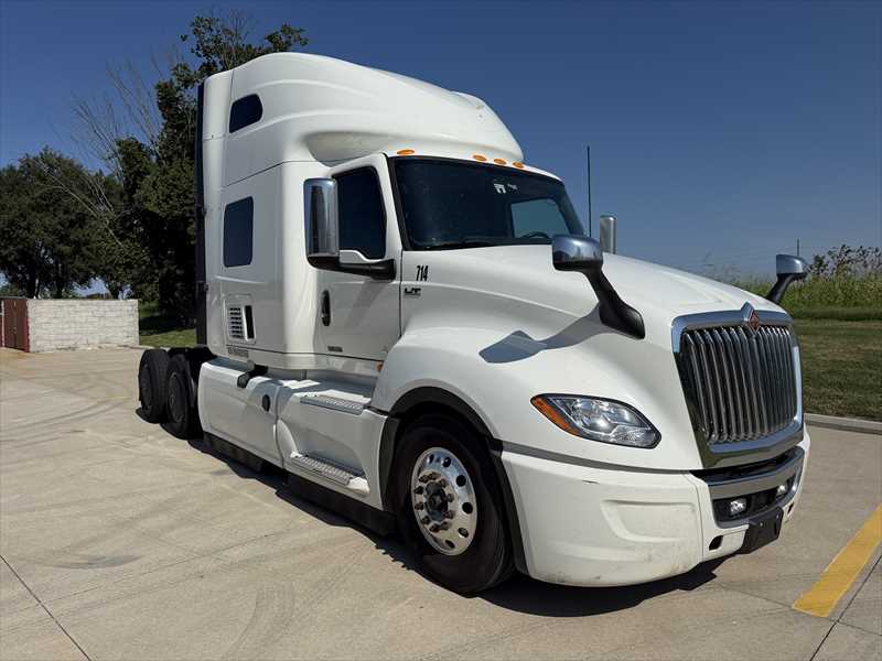 2024 International  LT625