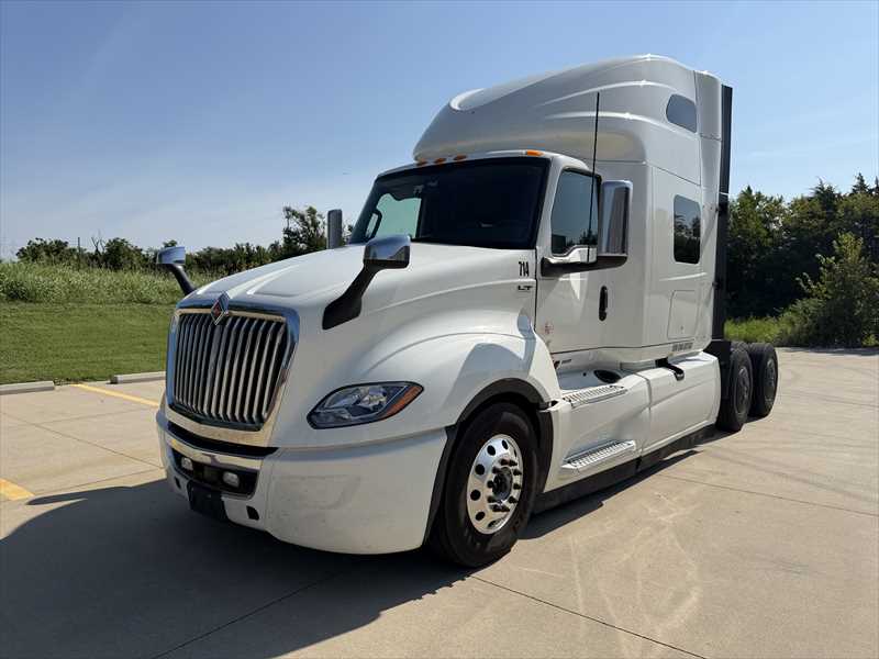 2024 International  LT625