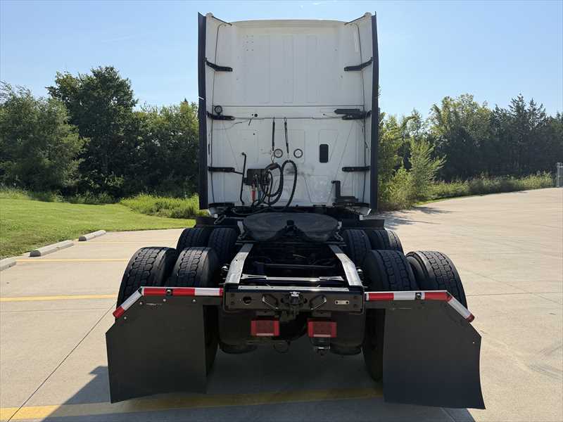 2024 International  LT625