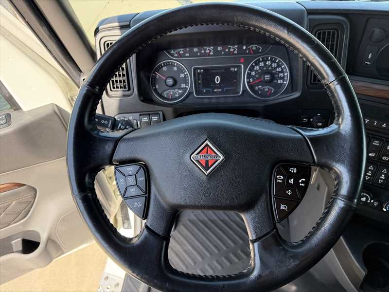 2024 International  LT625