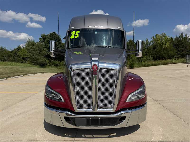 2025 Kenworth  T680
