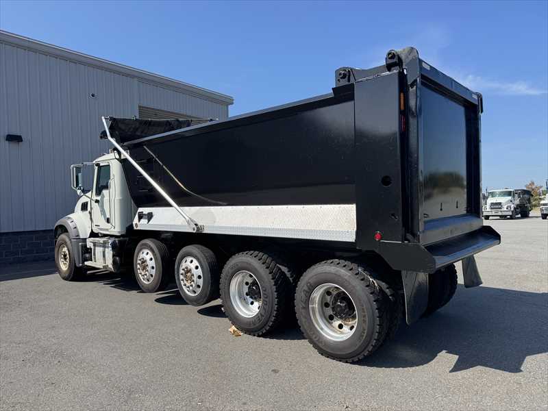2020 Mack Granite in Little Rock, AR — photo 3
