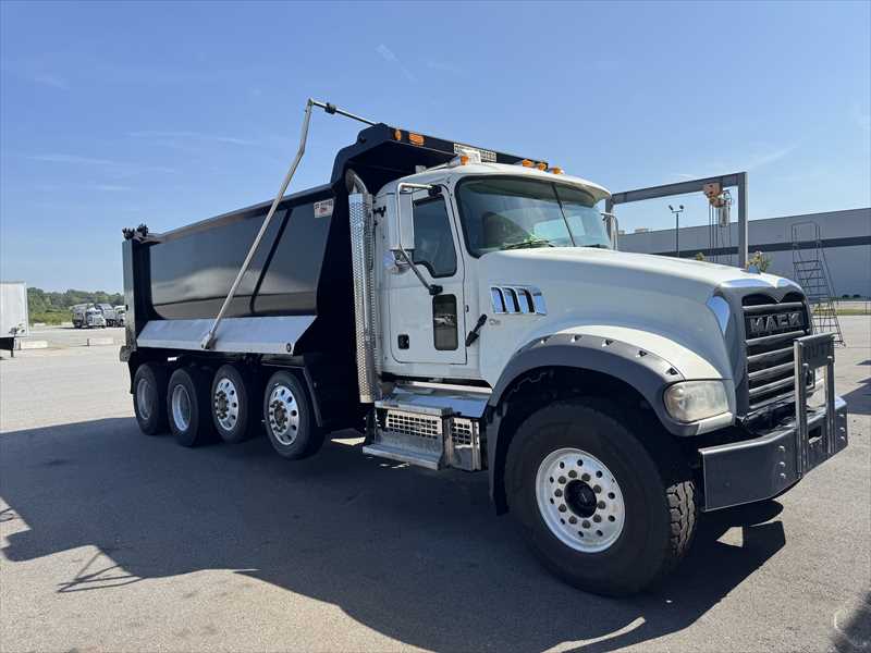 2020 Mack Granite in Little Rock, AR — photo 6